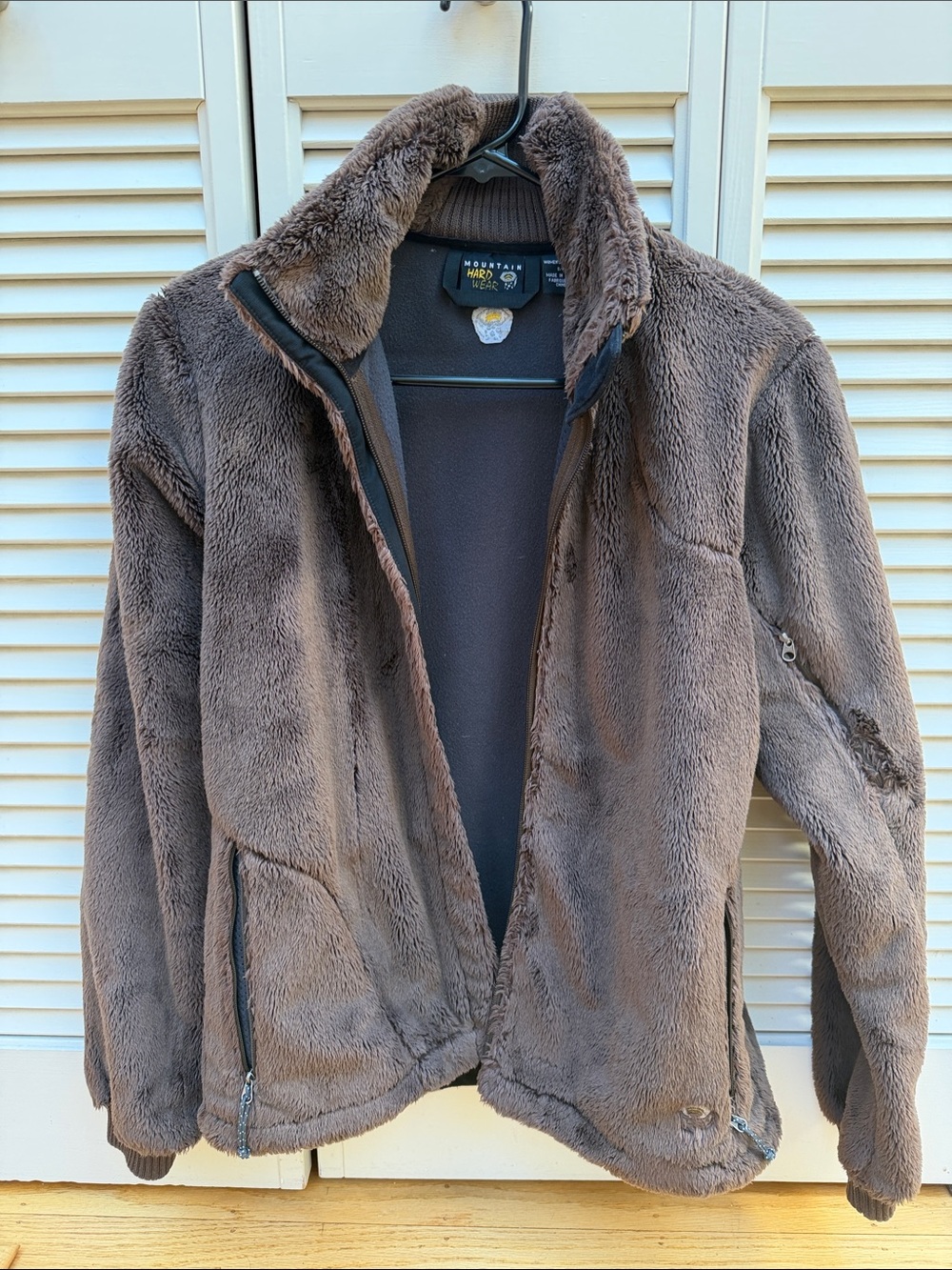 Mountain Hardwear Women’s Plush Fleece Jacket in Brown